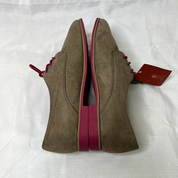 Mossimo Olenka Taupe NWT Lace Up Loafer Faux Suede Size 8.5 - Picture 8 of 10